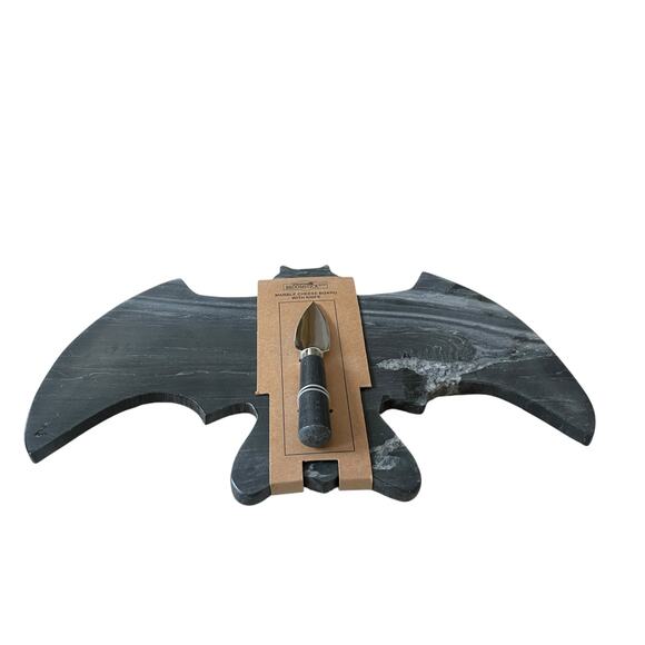 Black Bat Marble Cheese Board with Knife 17x10 Spooky Halloween Hosting NEW - Picture 9 of 14